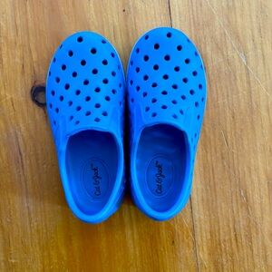 Cat & Jack Toddler Jese slip on shoes, size 7T